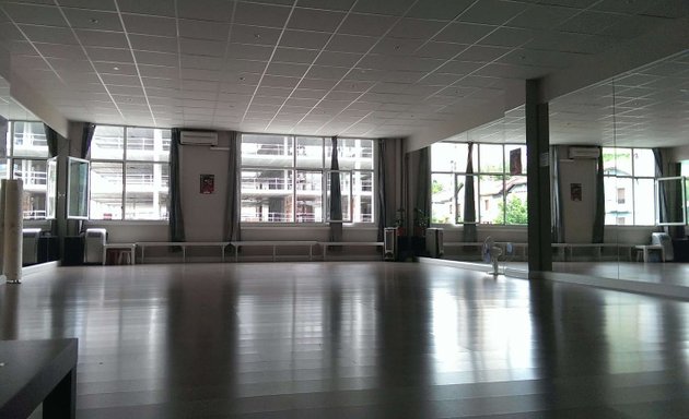 Foto de Escuela de baile BIZKAISALSA - Clases de salsa en Bilbao, Zouk, Bachata...