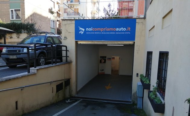 foto noicompriamoauto.it Roma-Marconi