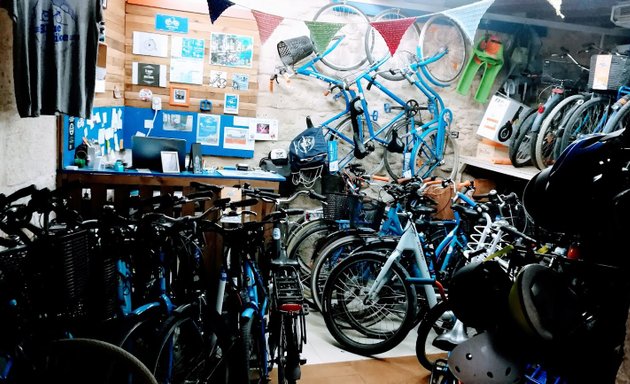 Foto de Blue Bike | Rental & Tours - Alicante - 1st Bike Rental shop in town