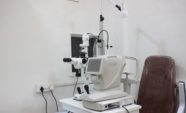 Photo of Dr. Kalyani Deshpande : Eye Check Up | Eye Specialist | Eye Doctor | Ophthalmologist in Andheri | Cataract Surgery | Laser & Lasik Eye Surgery | Dry Eye Clinic | Retino & Glaucoma & Diabetes Eye Specialist in Andheri