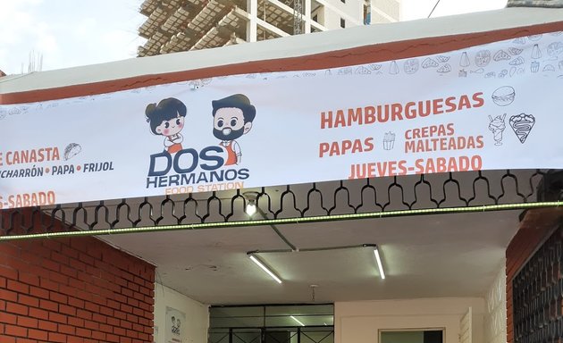 Foto de Dos Hermanos Food Station