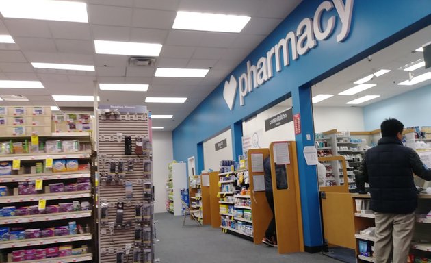 Photo of CVS Pharmacy y más