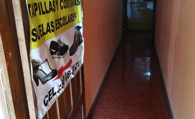 Foto de Reparadora de calzado Moya