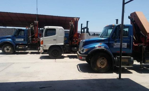 Foto de Servigruas S.A.C. - Alquiler de gruas en Peru