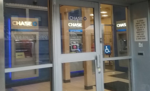 Photo of Chase Bank