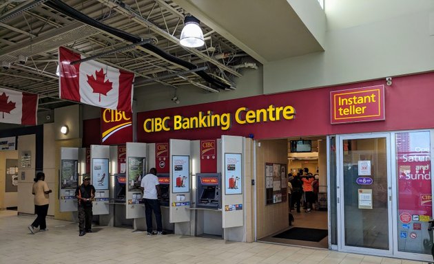 Photo of CIBC Branch with ATM