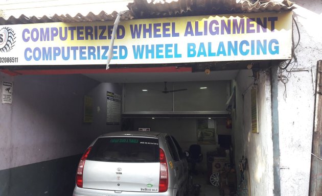 Photo of car Wheel's Care