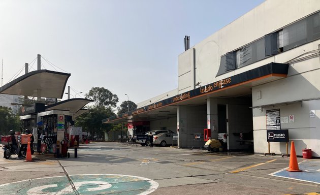 Foto de Estación de Servicio Repsol