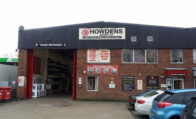 Photo of Howdens – Colindale