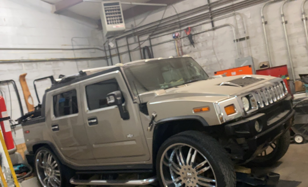 Photo of Dallas Auto Sunroof and Trim