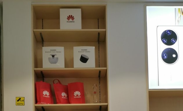 Photo of HUAWEI Concept Store