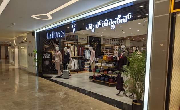 Photo of VanHeusen