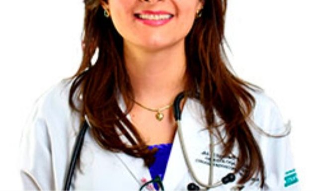 Foto de Dra. Elizabeth Espinoza Rojas | Endoscopia Ginecológica y Obstetricia | Cuenca