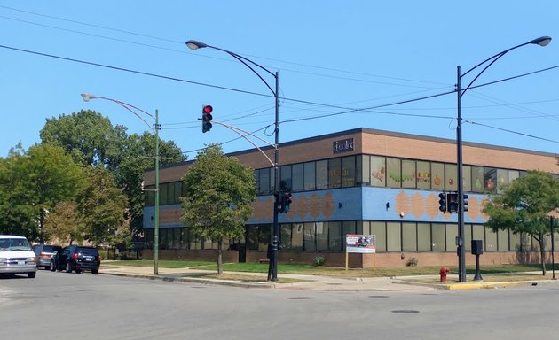 Photo of El Valor Rey B. Gonzalez Children & Family Center