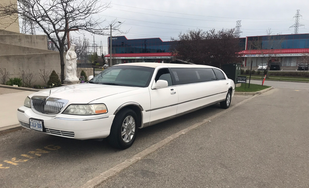 Photo of Cedar Valley Limousine Services inc