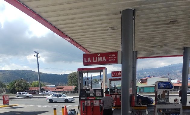 Foto de Estación de servicio La Lima