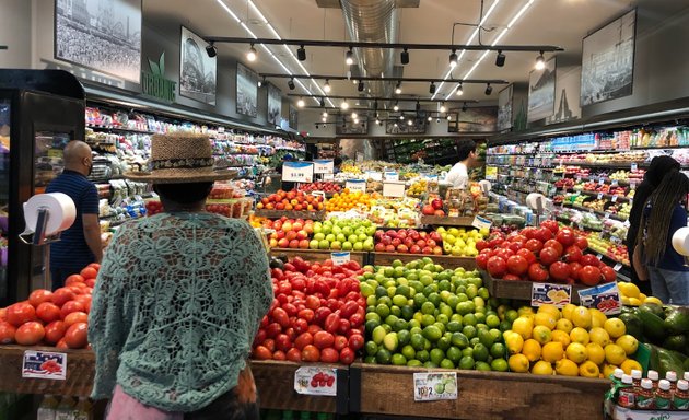 Photo of Ideal Food Basket of East New York