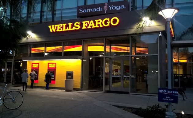 Photo of Wells Fargo Bank