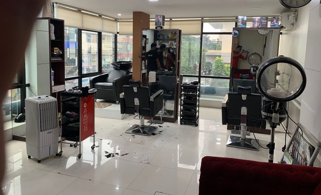 Photo of Enchant Unisex Salon