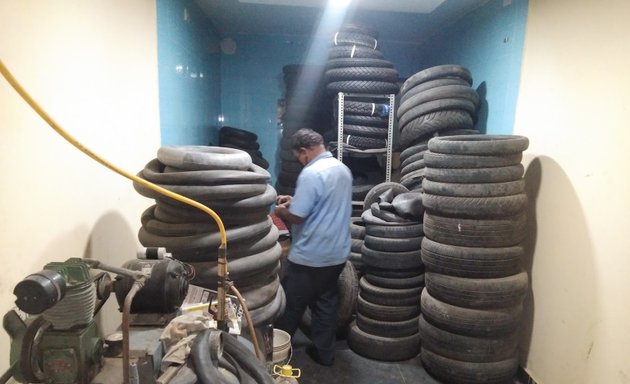 Photo of VG PUNCTURE Shop