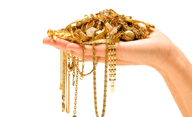 Photo of Gold Buying Girl