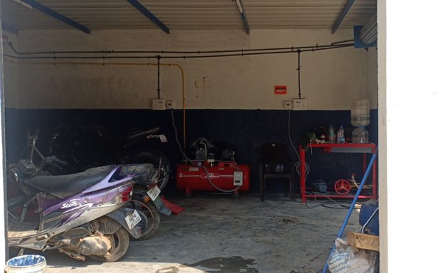 Photo of Two wheeler service centre