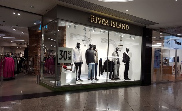 Photo of River Island Ealing