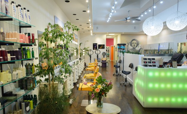 Photo of bubble pop electric salon