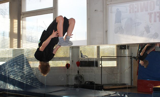 Foto von ad move factory | Fitness und Akrobatik Tanzschule