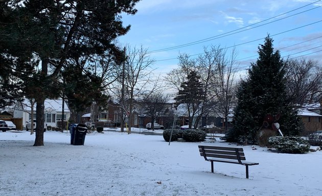 Photo of Queensway Park