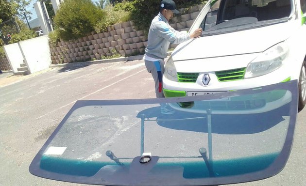 Photo of Rocacia Auto Glass