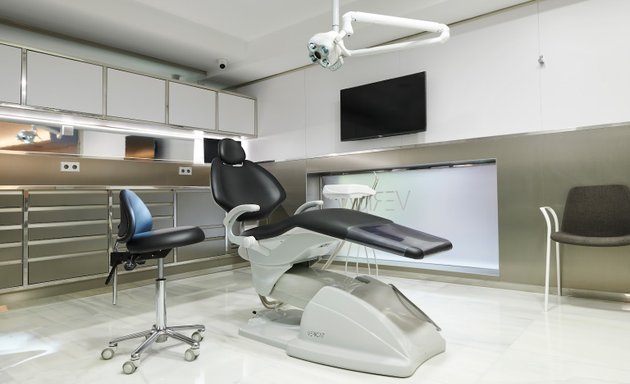 Foto de Vericat Implantología Dental Inmediata Madrid