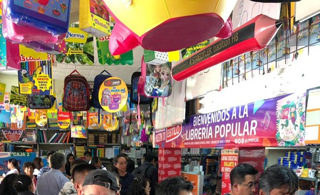 Foto de Libreria y Papeleria Popular