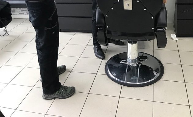 Foto von La Bella Friseur/Barber