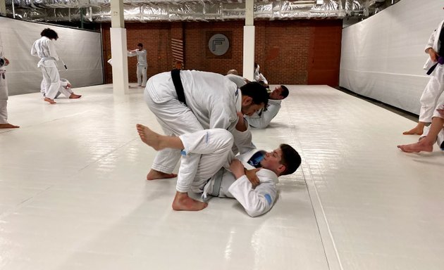 Photo of Form Jiu Jitsu Academy