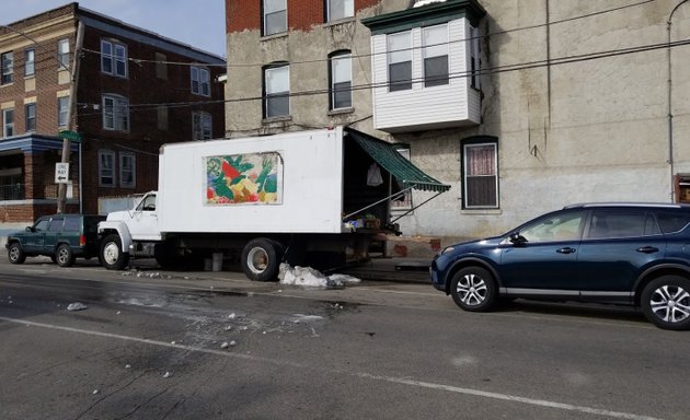 Photo of 44th Street Fruit and Veggie Cart