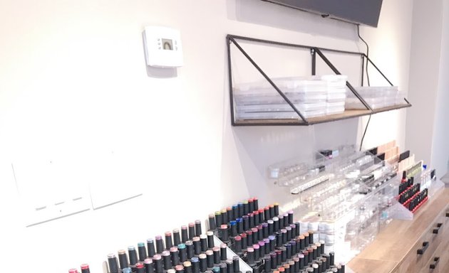 Photo of momi nail studio