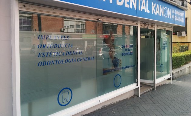 Foto de Dra. Omaira Álvarez. Clínica Dental Kanon en el Barrio del Pilar