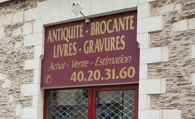 Photo de Antiquités du Château Nantes, Linge Ancien, Dentelles Anciennes