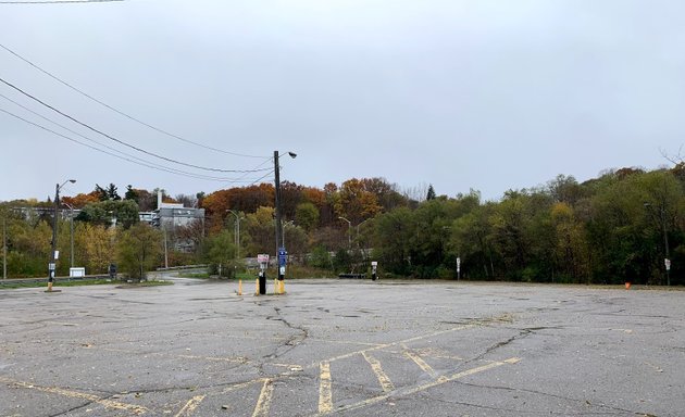 Photo of York Mills Parking lot
