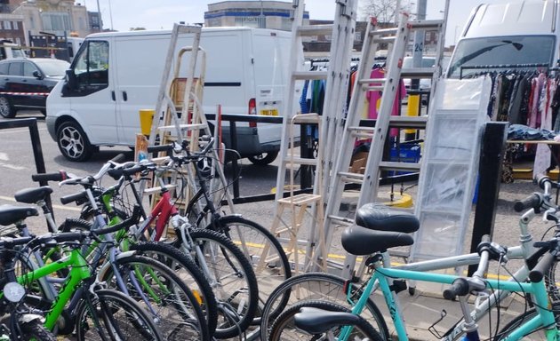 Photo of Hounslow West Carboot