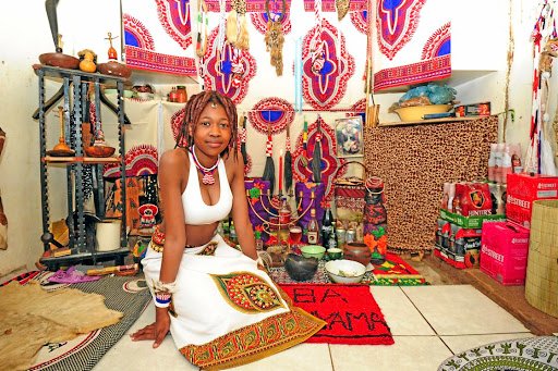 Photo of fortune teller in cape town