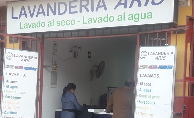 Foto de Lavanderia Aris