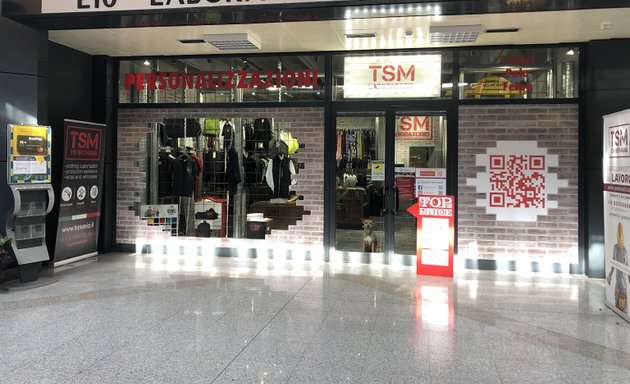 foto Laboratorio TSM - Vendita Abbigliamento Personalizzato