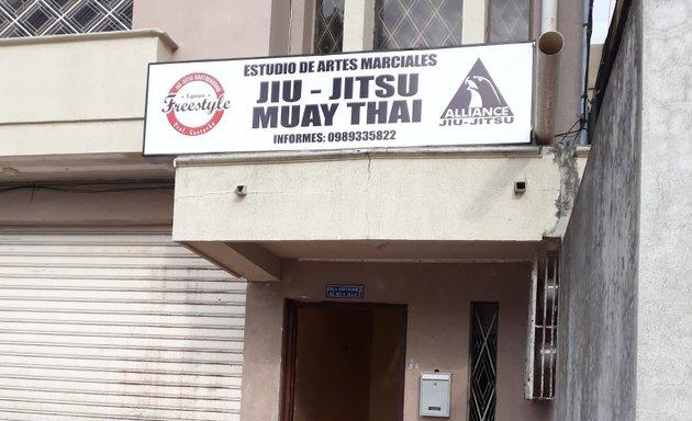 Foto de Estudio De Artes Marciales Jiu Jitsu Muay Thai