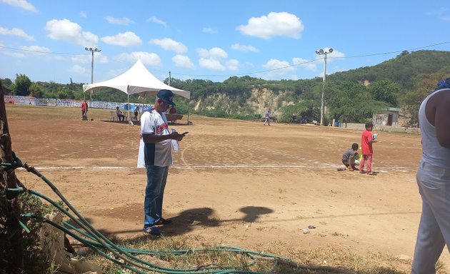 Foto de Play De Softball Las Charcas