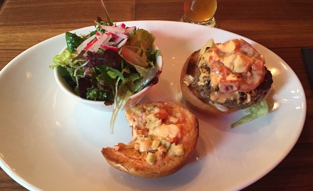 Foto von Burger & Lobster Bank