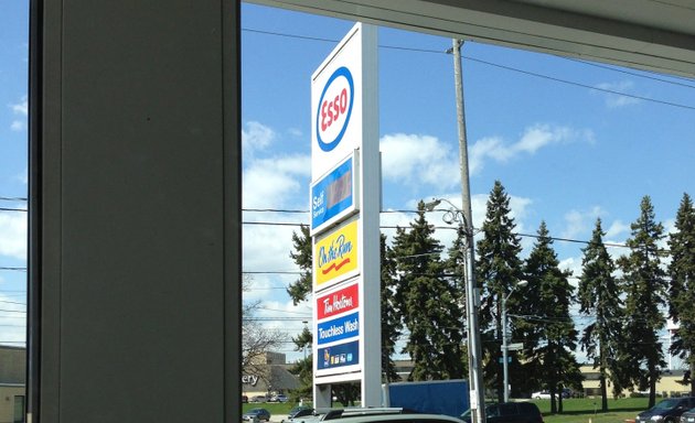 Photo of Esso