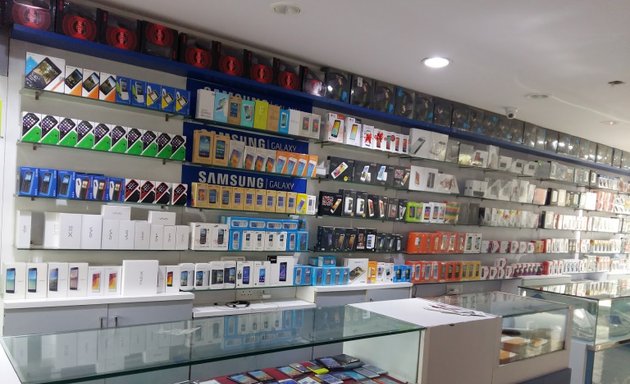 Photo of mi Store (apple Mobiles)