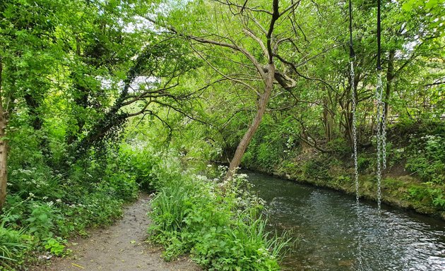 Photo of Knollmead Park